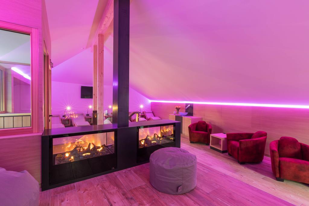 Hotel Gasthof Gruener Baum Глоренца Экстерьер фото