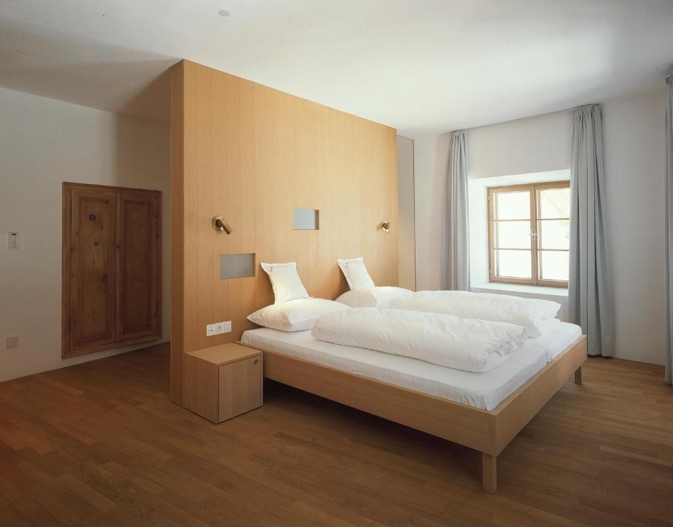 Hotel Gasthof Gruener Baum Глоренца Экстерьер фото