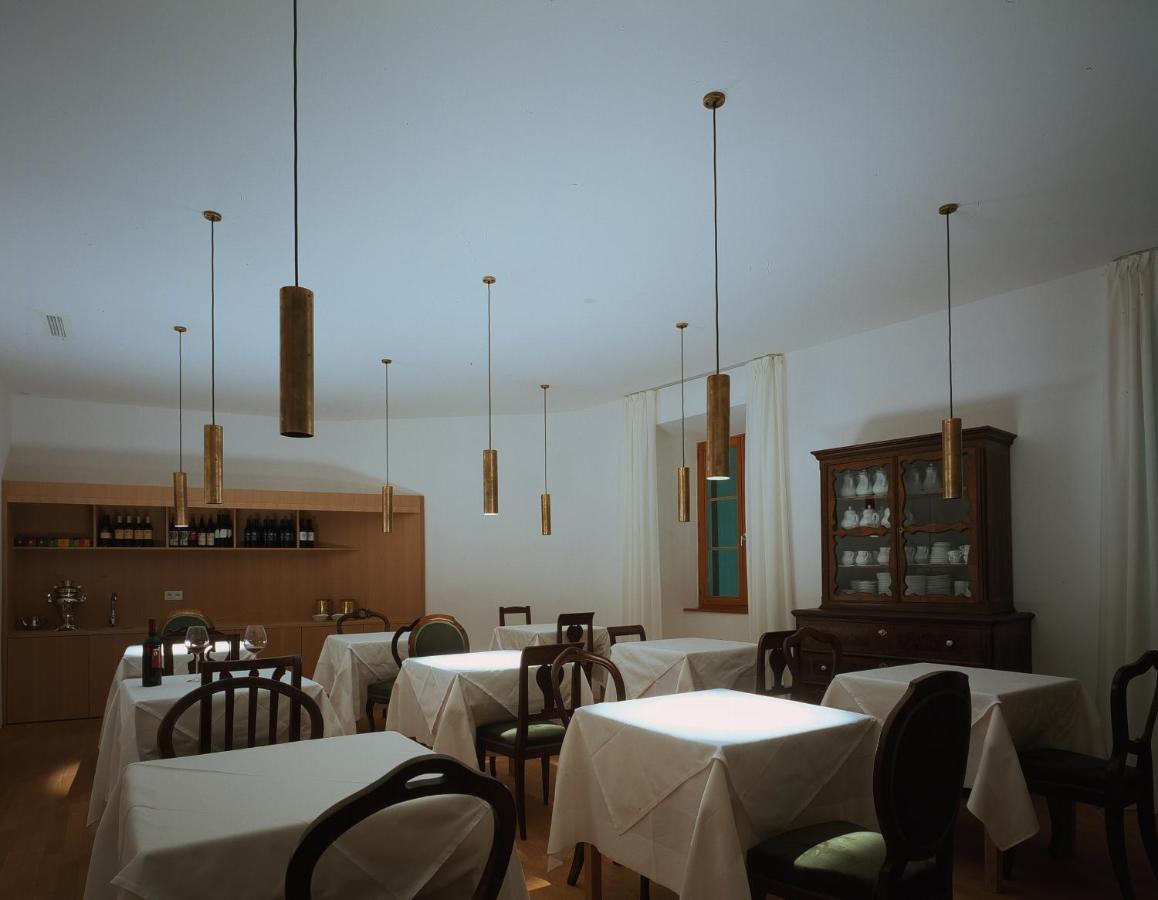 Hotel Gasthof Gruener Baum Глоренца Экстерьер фото